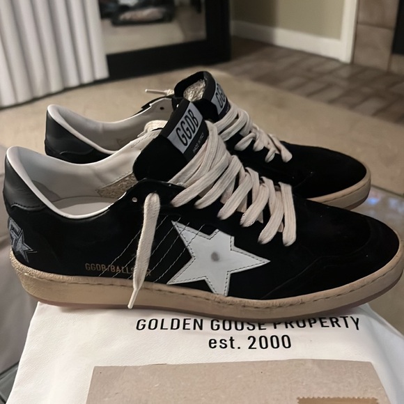 Golden Goose Black and White Sneakers - Picture 3 of 9